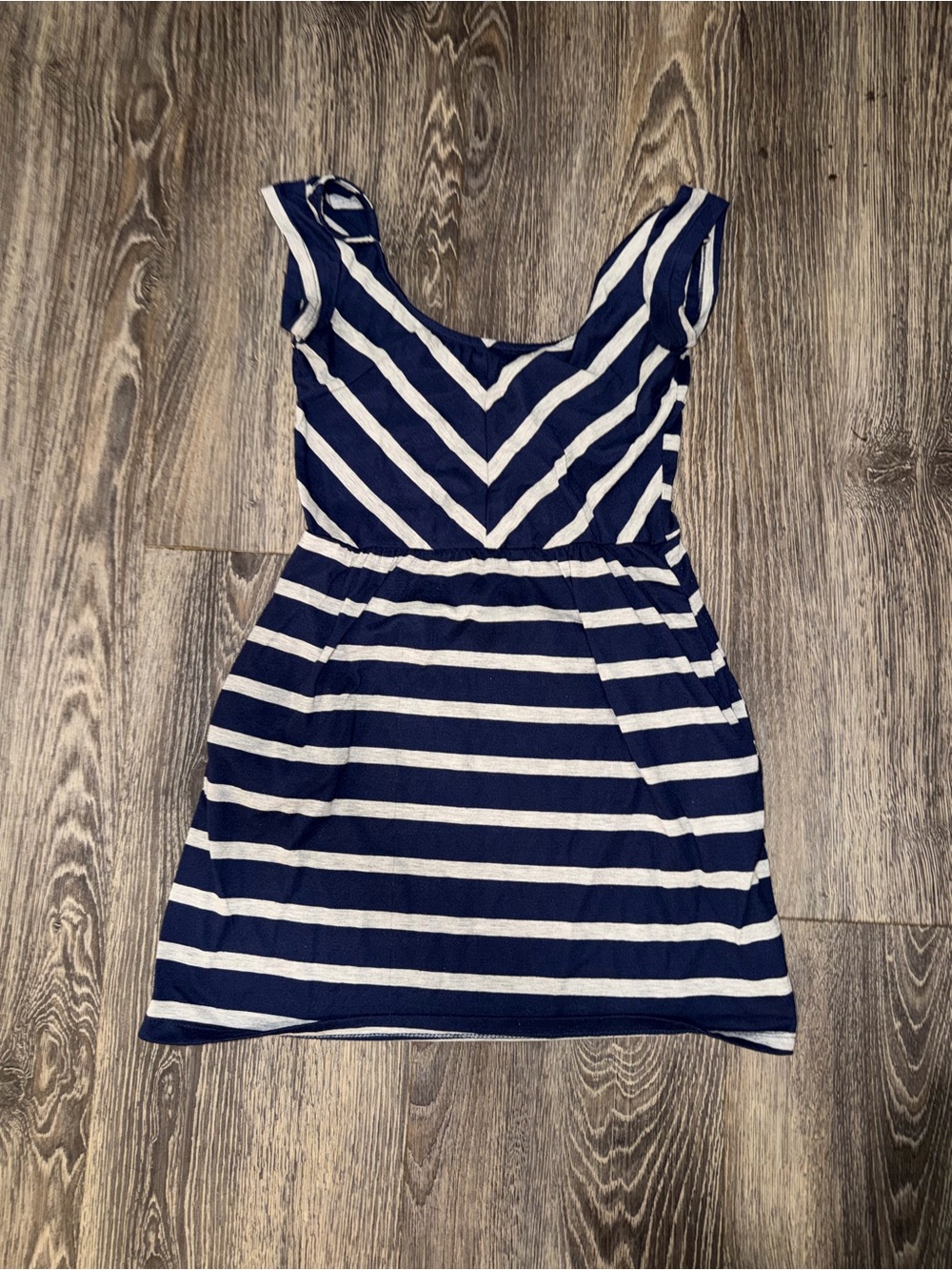 Mimi Chica white/navy striped babydoll dress with chevron pattern - size Med.